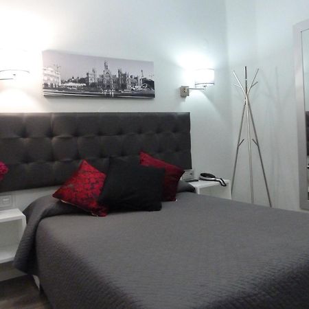 Hostal Lauria Madrid Bilik gambar