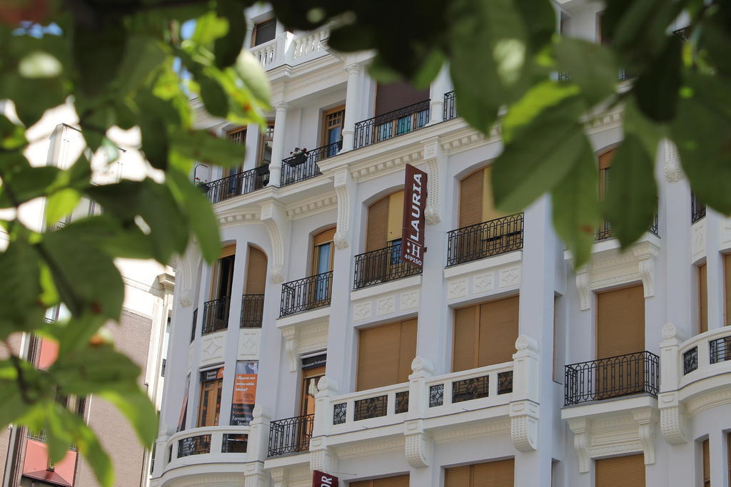 Hostal Lauria Madrid Luaran gambar